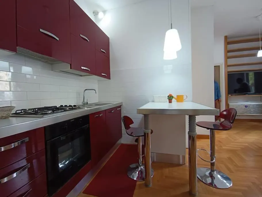 New - Comfortable Apt Porta Latina Roma Italia